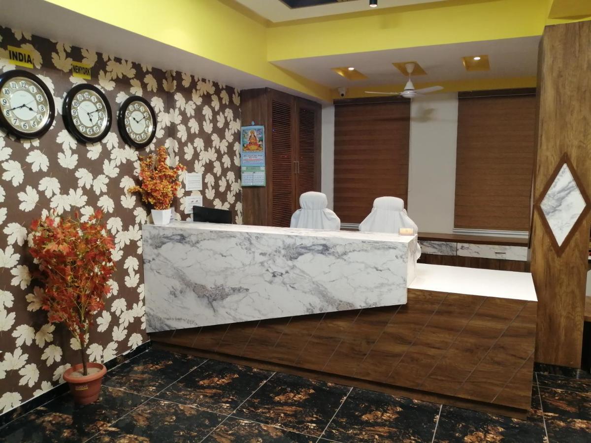 Hotel Golden City Vadodara Exterior foto